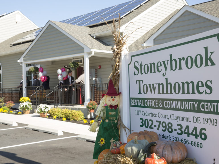 Stoneybrook sign Stoneybrook sign
